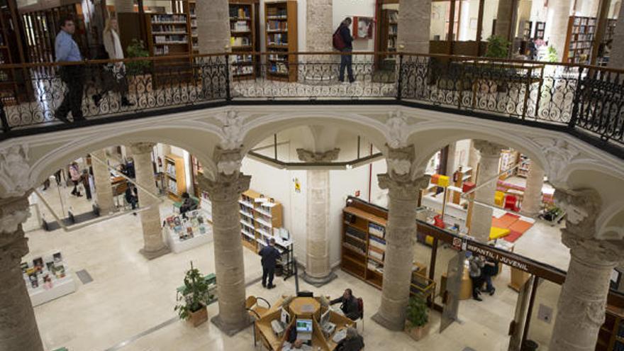 Contratan a diez trabajadores para abrir todas las bibliotecas por la tarde