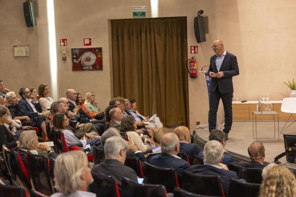 FOTOS | Foro Económico y Social del Mediterráneo: Consejo de turismo y cambio climático