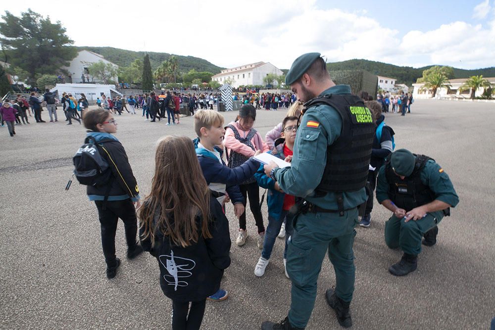 La Infantería de Marina toma Ibiza