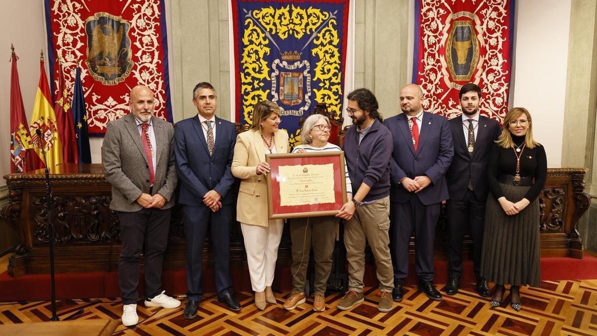 Acto de entrega de la medalla de oro de la ciudad a Juan Andreu, a título póstumo