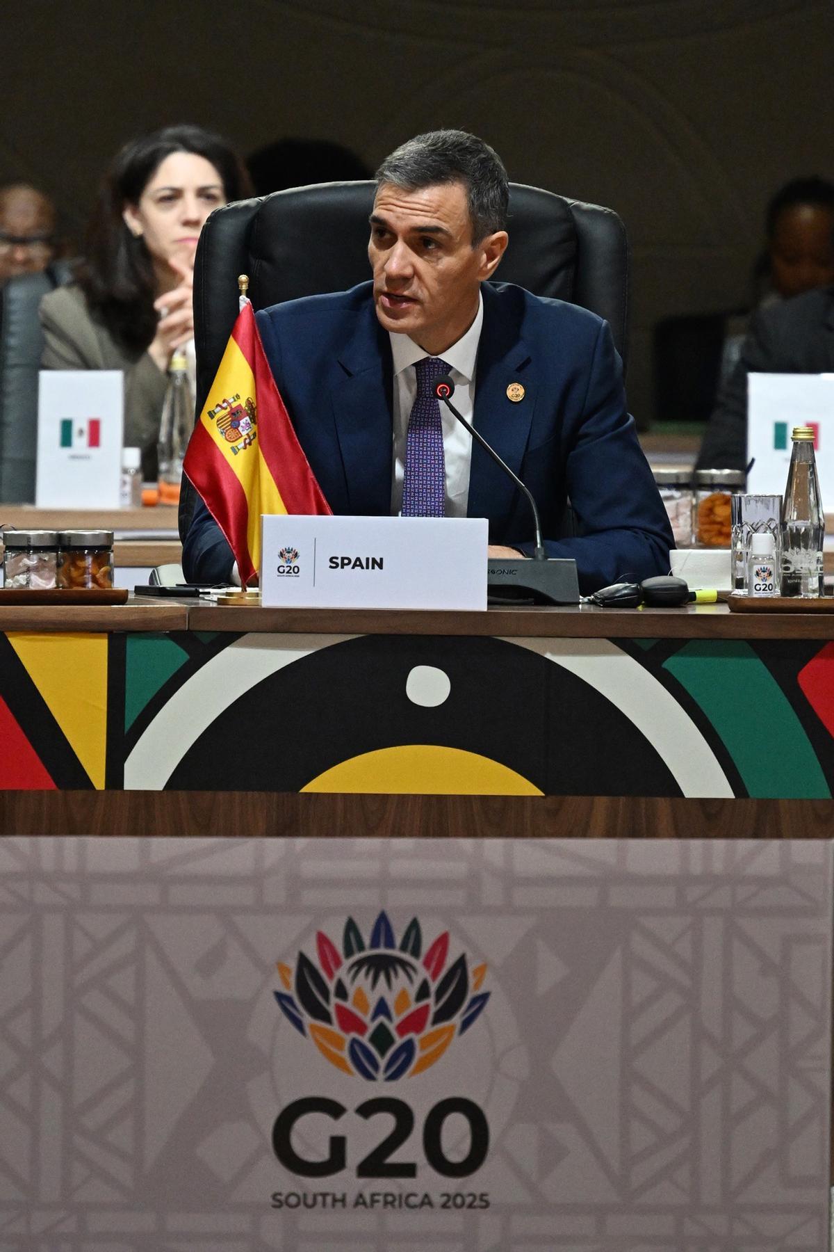 El presidente del Gobierno, Pedro Sánchez, durante su asistencia a la segunda jornada de la cumbre del G-20 en Johannesburgo (Sudáfrica).