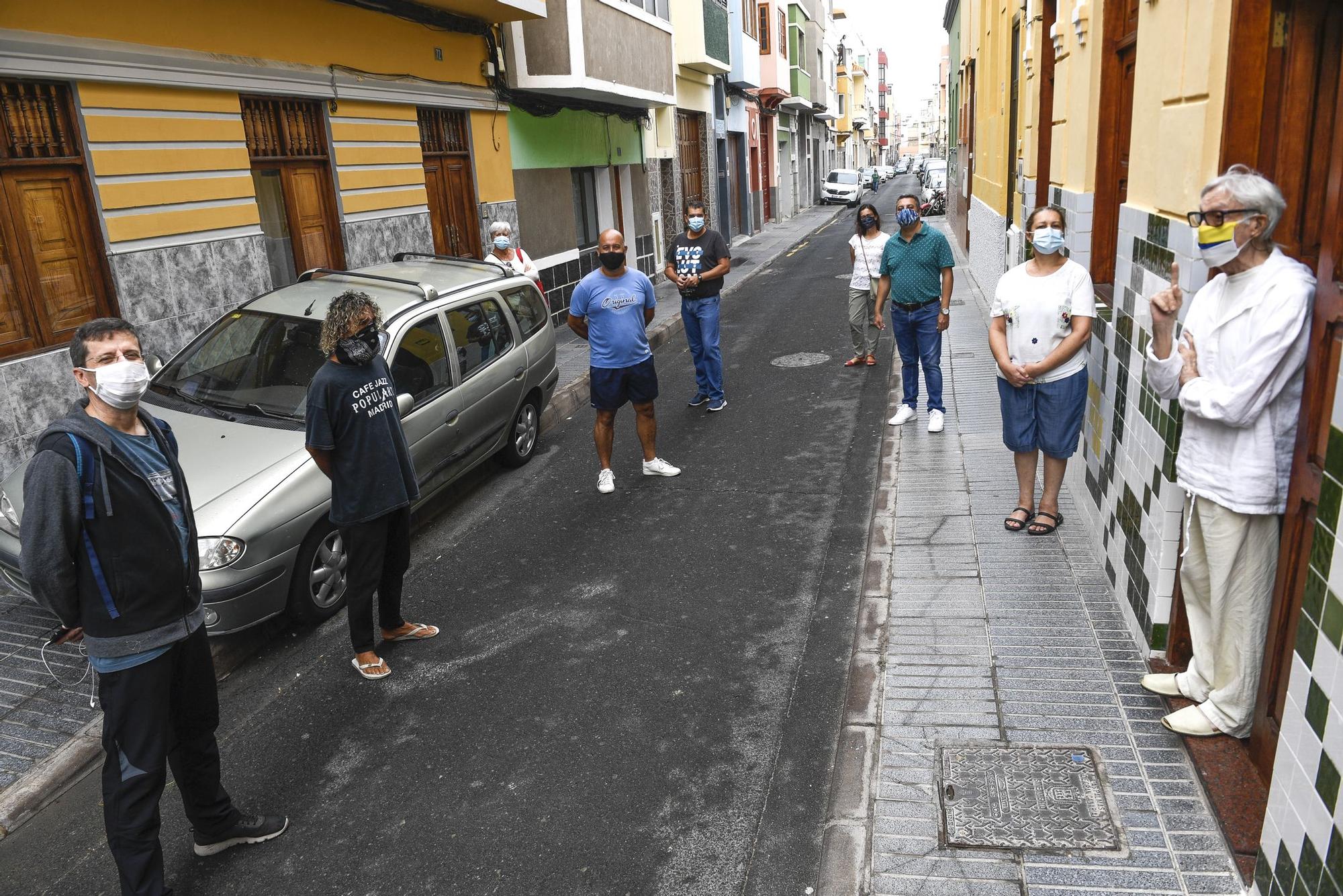 Los vecinos se unen contra los okupas en la calle Tauro