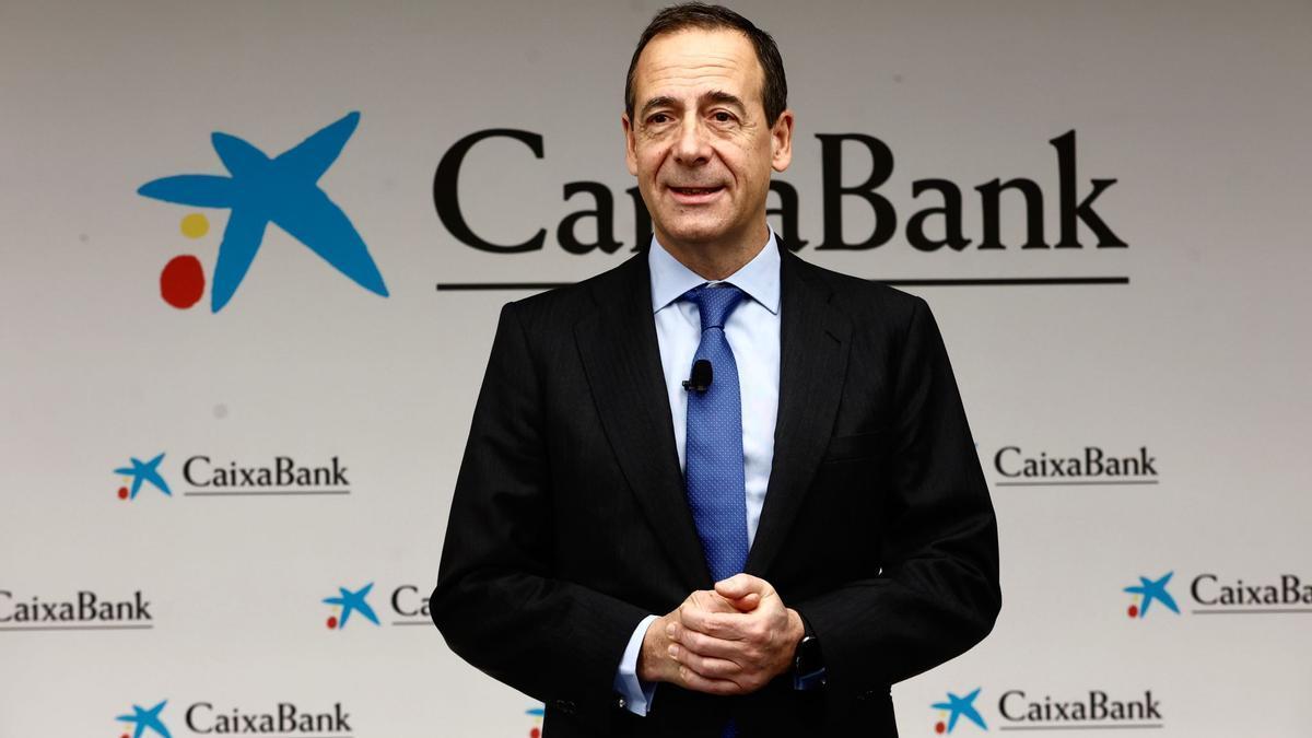 Gortázar en la presnetación de resultados en València /