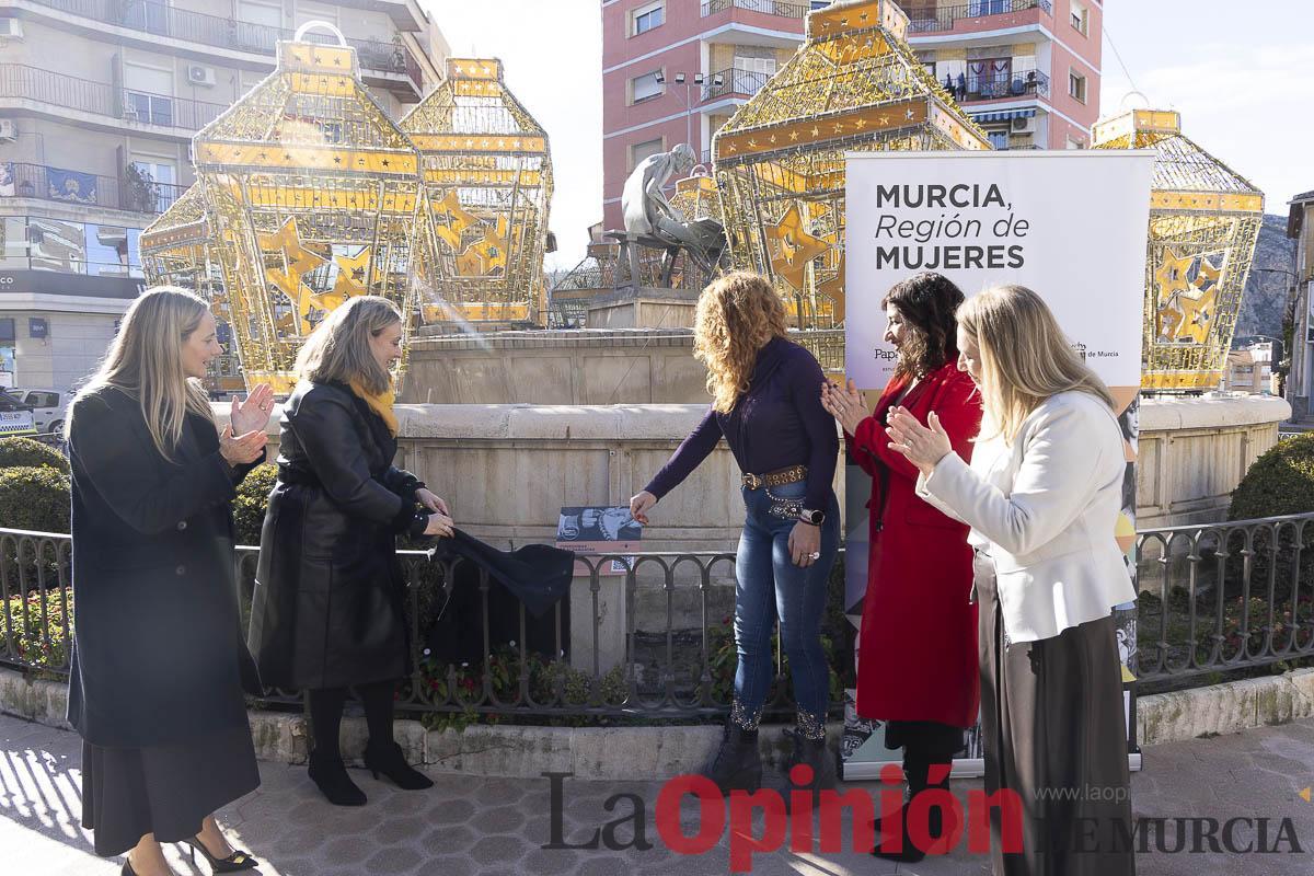 Cehegín rinde homenaje a las mujeres cosedoras de alpargatas