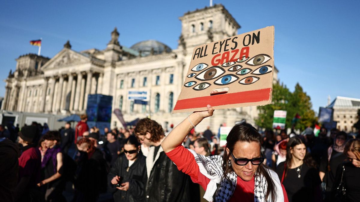 Una multitud clama en Berlín contra la 'complicidad alemana' en el genocidio de Gaza