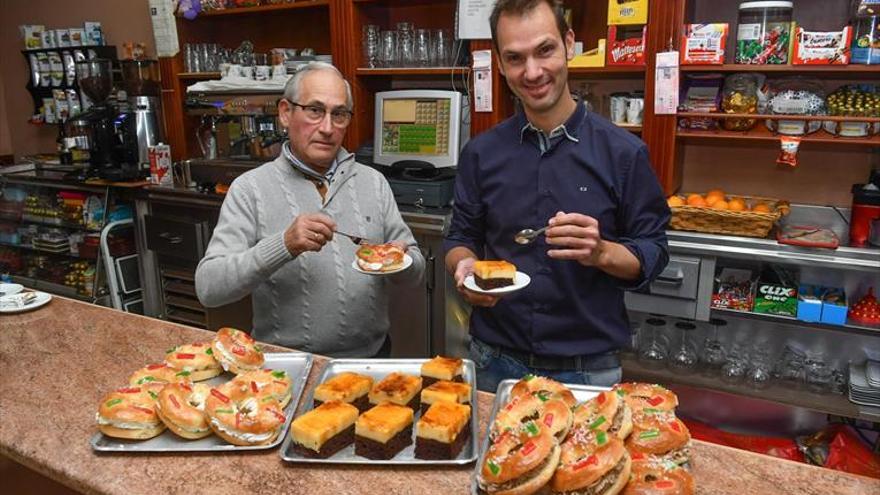 Disfruta de tapa y cóctel