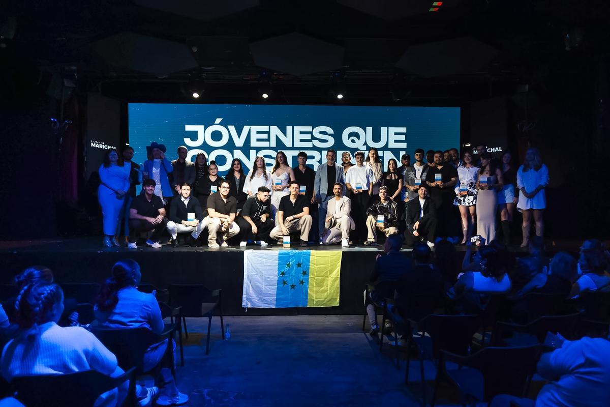 Imagen del acto de Jóvenes Nacionalistas Canarios de Coalición Canaria en San Bartolomé de Tirajana.