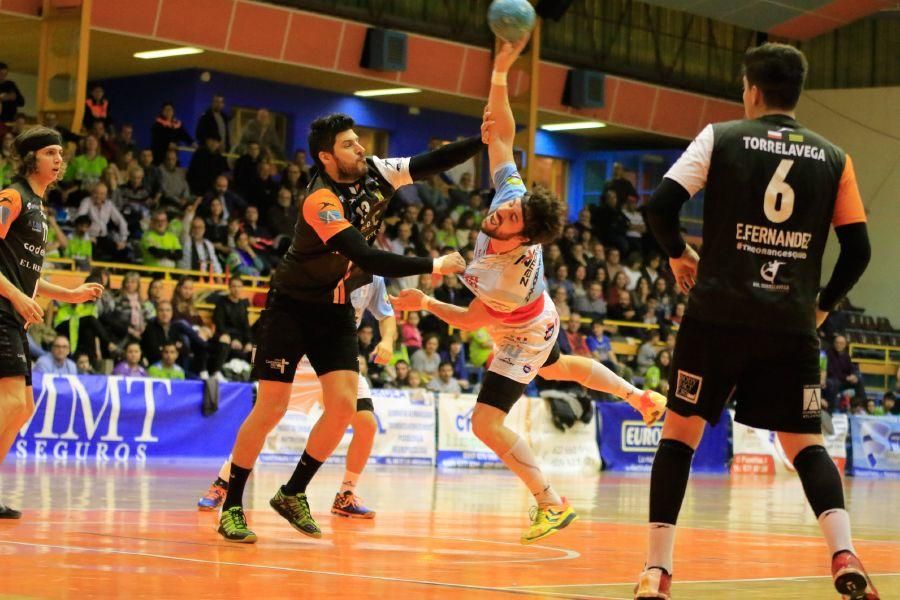 Balonmano Zamora: MMT Seguros - BM Torrelavega