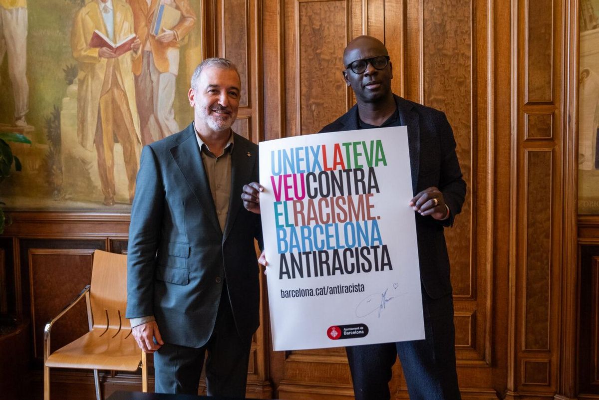 Jaume Collboni junto a Lilian Thuram en la inauguración de la campaa Veus contra el racisme Jaume Collboni junto a Lilian Thuram en la inauguración de la campaa Veus contra el racisme