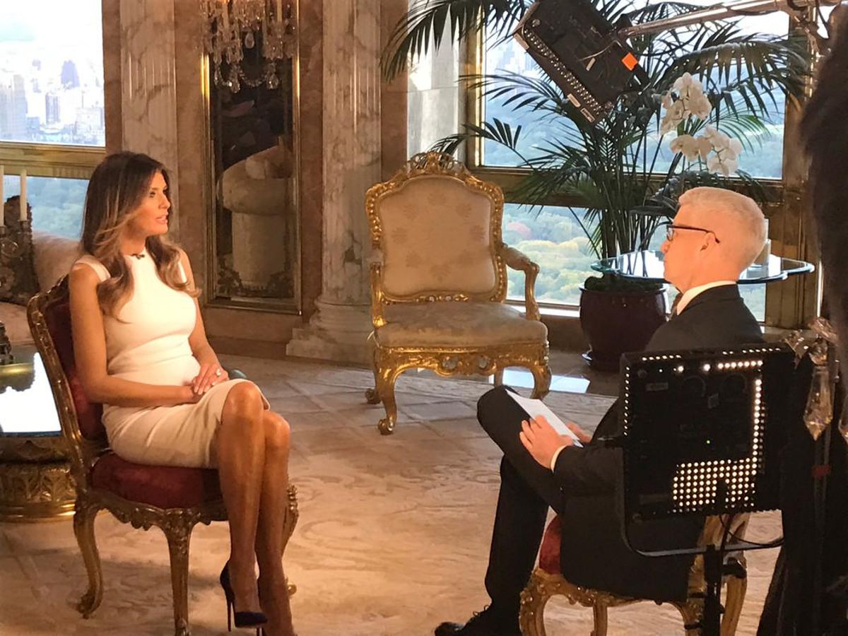 Melania Trump afirma que el seu marit va ser "incitat" a fer comentaris lascius