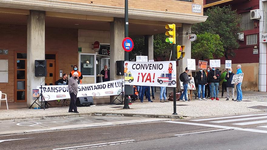 Sanidad estudia un modelo mixto del transporte sanitario en Aragón