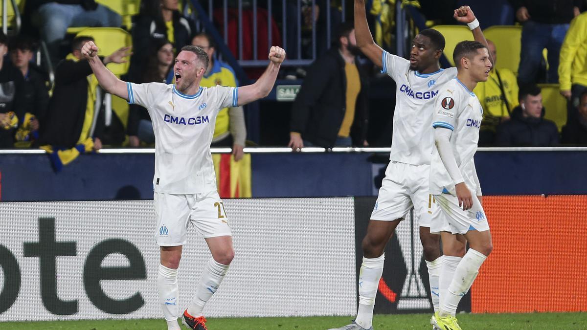 Los jugadores del Marsella celebran el gol de Clauss que les daba la clasificación a cuartos de final de la UEFA Europa League