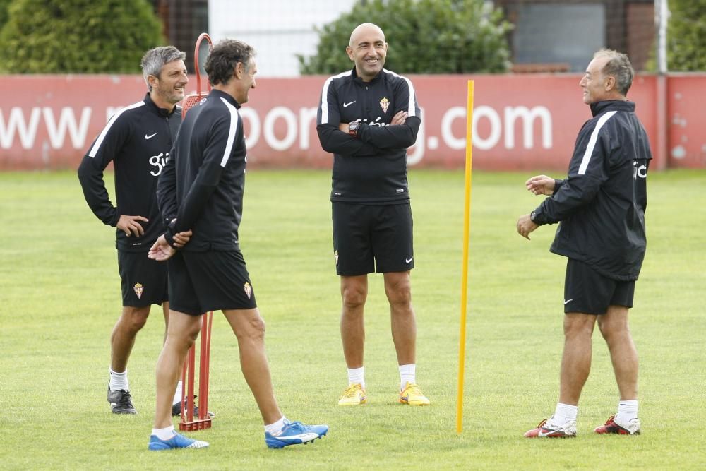 Entrenamiento del Sporting tras la derrota frente al Barcelona