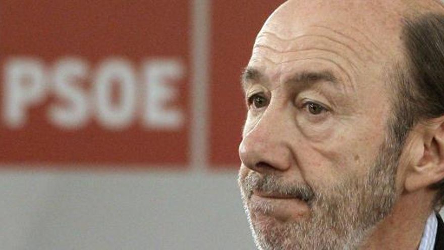 Rubalcaba aboga por redefinir el papel de las diputaciones