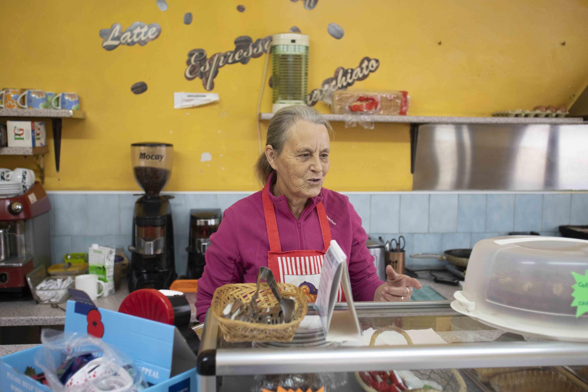 Nostalgia inglesa en Ontinyent: Doce años del rastro del Polígono