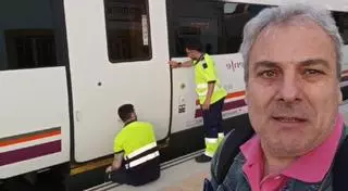 El tren de Plasencia a Madrid, con 40 minutos de retraso al averiarse una puerta