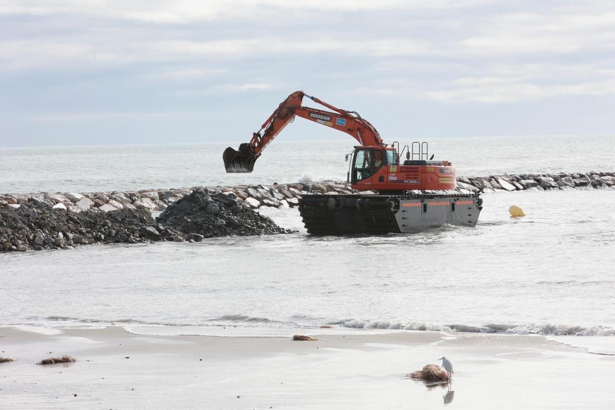 El Postiguet en obras: la maquinaria ya trabaja en la zona del Cocó