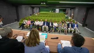 Los diputados regionales del 23J recogen las credenciales de una legislatura "incierta"