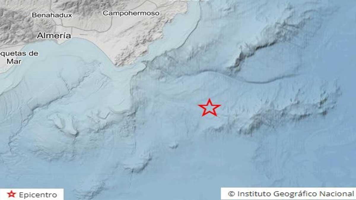 Marcado con una estrella en rojo, el epicentro del terremoto que ha tenido lugar cerca de Almería.
