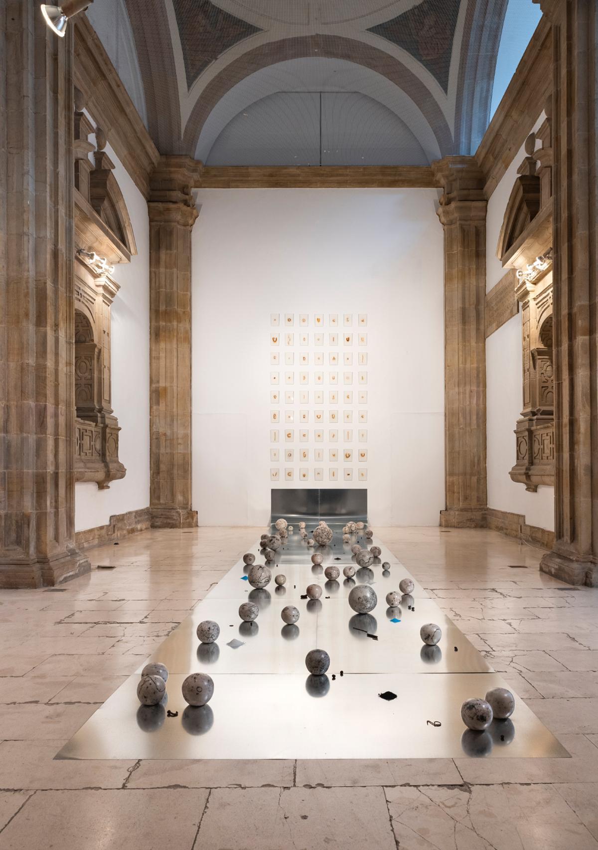 La exposición "Gas, óxido, sal", de Tania Blanco, en el Museo Barjola.