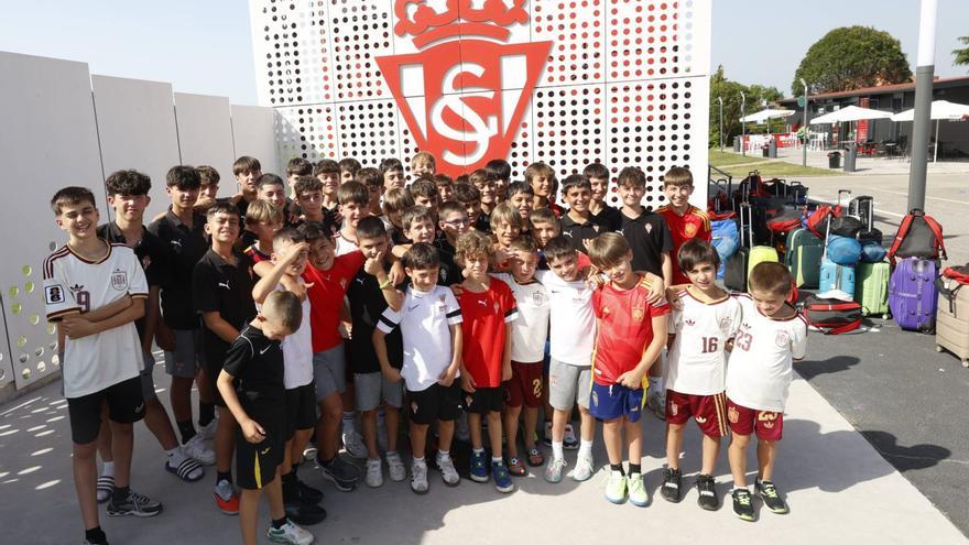 Javi vive entre Mareo y Logroño: la peculiar historia de un entrenador vinculado al Sporting de Gijón y de moda en La Rioja