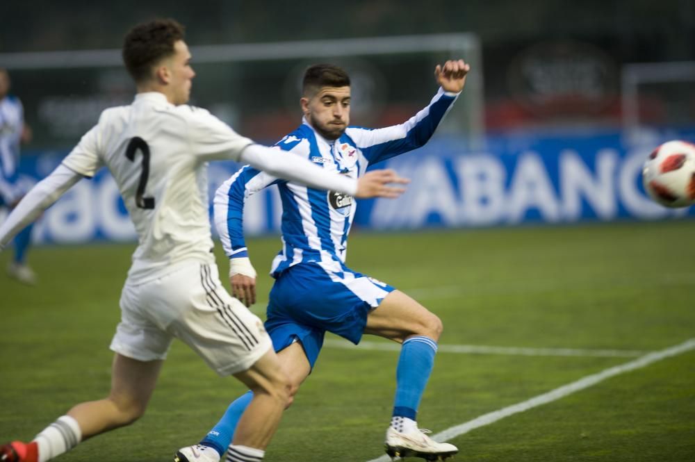 El Fabril le remonta al Castilla y gana 4-3