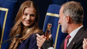 El rey Felipe VI y la Princesa Leonor, el pasado día 20, en la entrega de los premios Princesa de Asturias, en Oviedo.