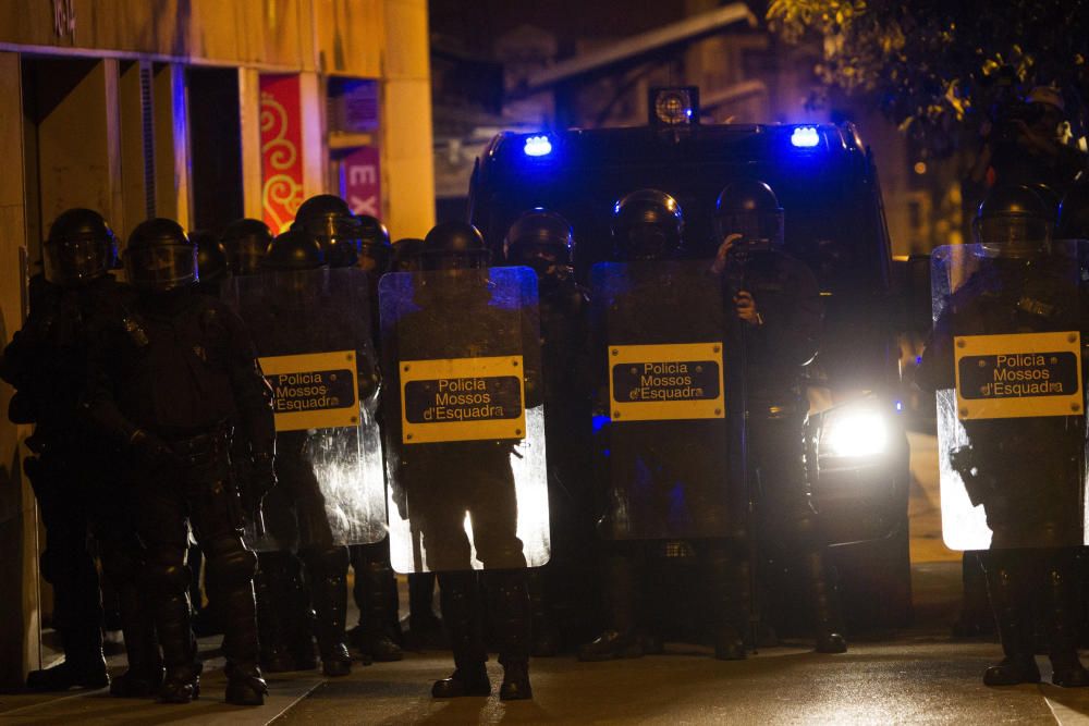 Tercera nit de disturbis a Gràcia