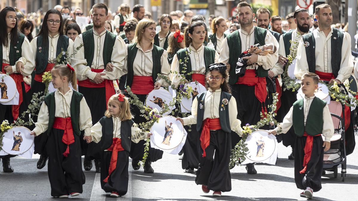 Ofrenda de flores en San Vicente