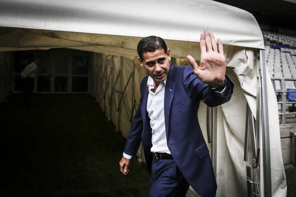 Presentación de Fernando Hierro como entrenador del Real Oviedo