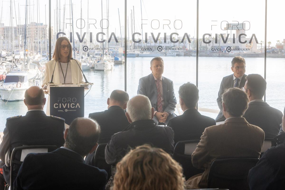 Laura Ortiz durante su intervención.