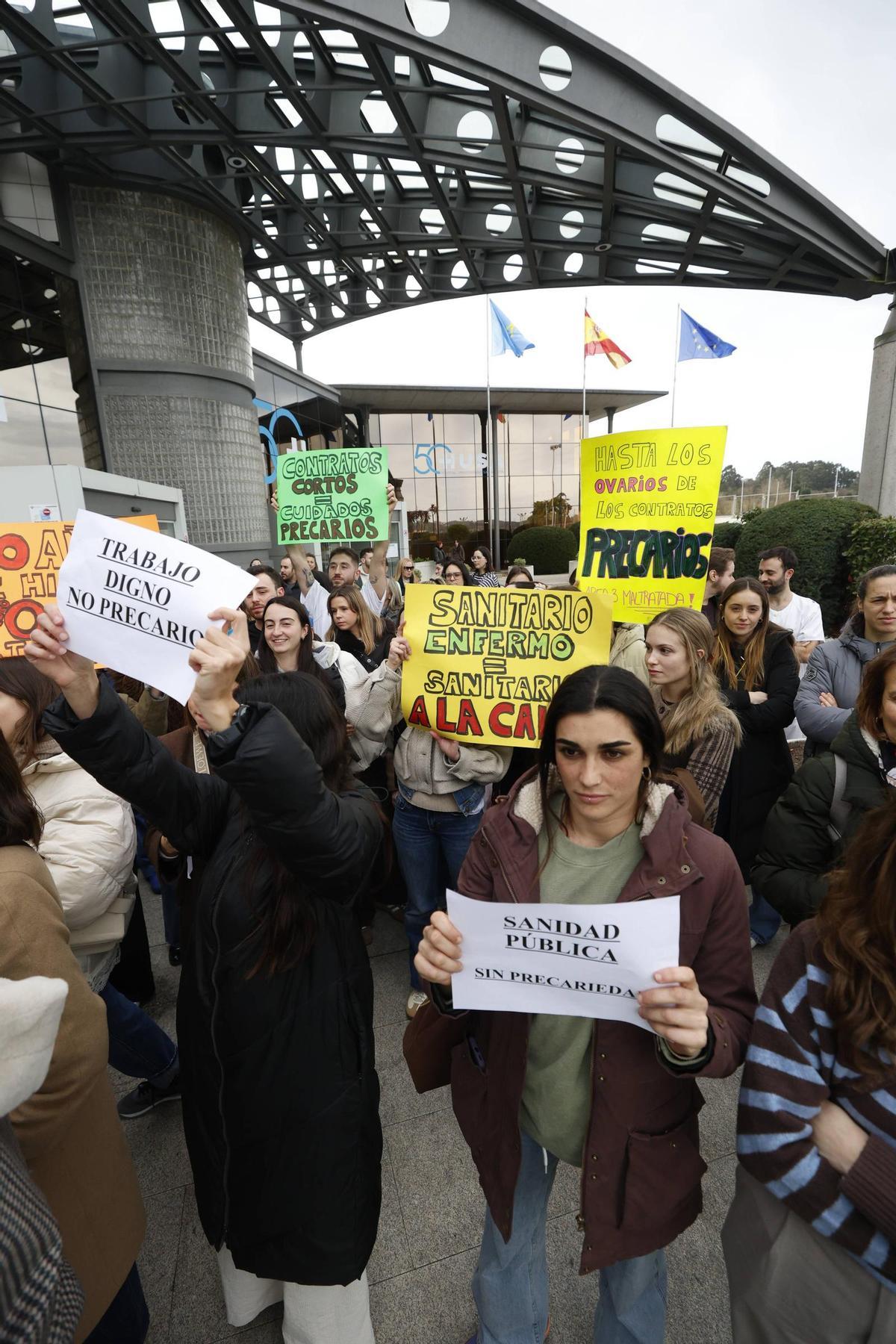 EN IMÁGENES: La protesta en el Hospital San Agustín de Avilés