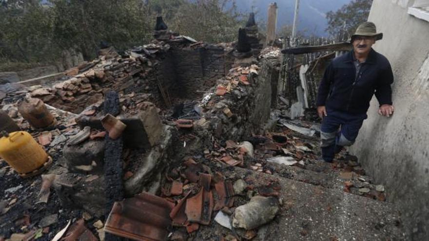 La desoladora imagen que dejan los incendios en Asturias