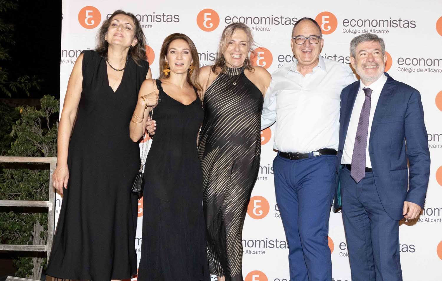 Los Economistas de Alicante celebran su cena anual en honor a su patrón