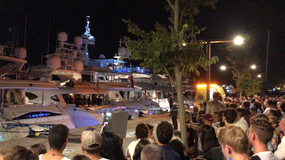 Un hombre fallece en un barco amarrado en el puerto de Ibiza