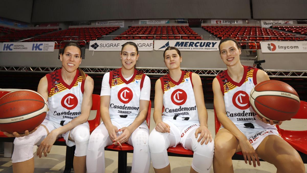 De izquierda a derecha, Anna Cruz, Lara González, Zoe Hernández y Antonia Delaere.