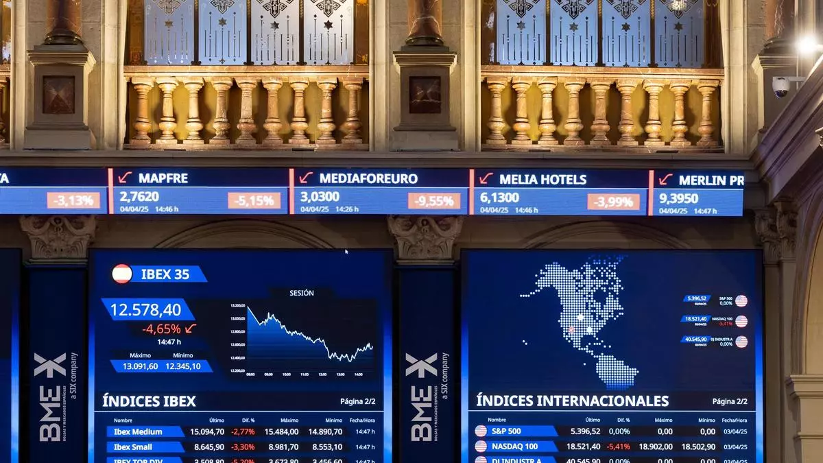 El Ibex escala a máximos de 2008 y supera los 13.500 puntos