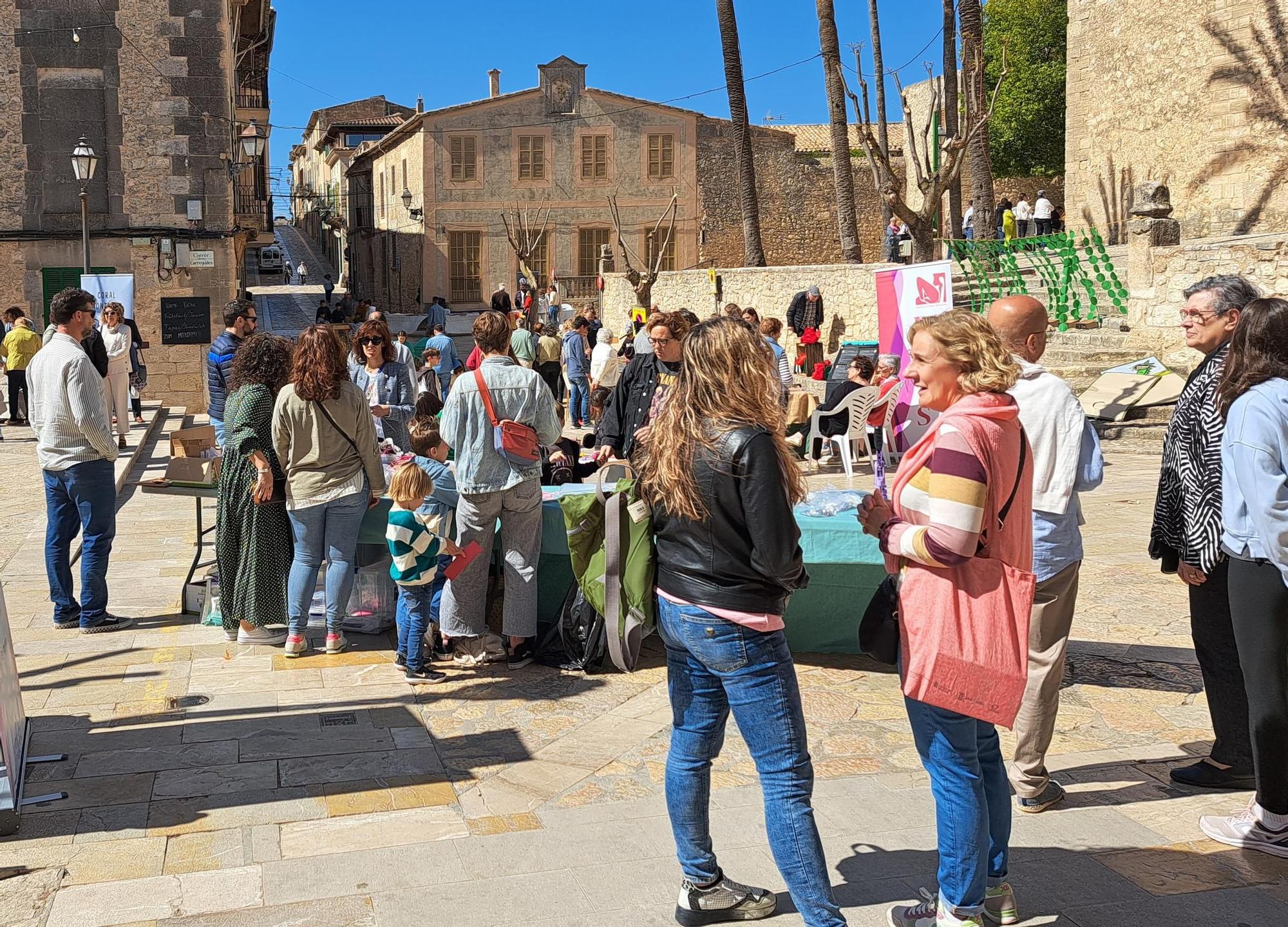 FOTOS | La 'Fireta de entitats' de Montuïri, en imágenes