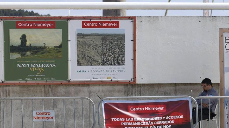 EN IMÁGENES: El Centro Niemeyer, cerrado a cal y canto por el rodaje de un anuncio de Apple