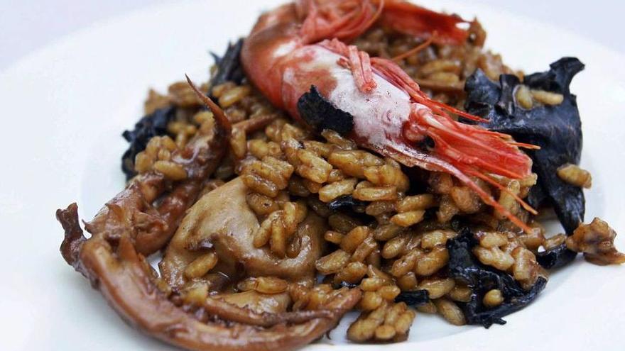 Un arrós genuinament gironí amb productes del mar, un plat associat a la gastronomia local de qualitat