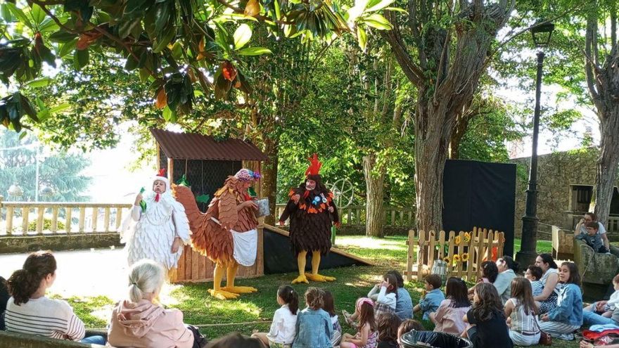 Espectáculo infantil y aniversario del bar O Asubío en Lalín |