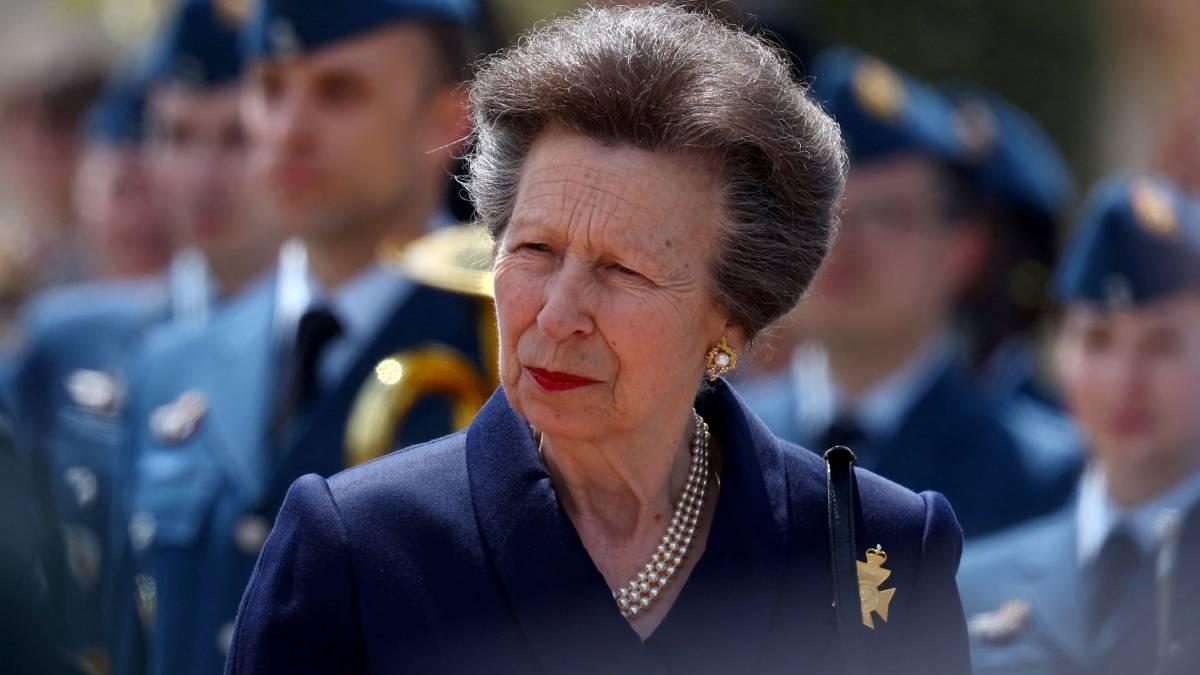 La princesa Ana de Inglaterra, hospitalizada con conmoción cerebral: nuevos detalles de su accidente y la reacción del rey Carlos III