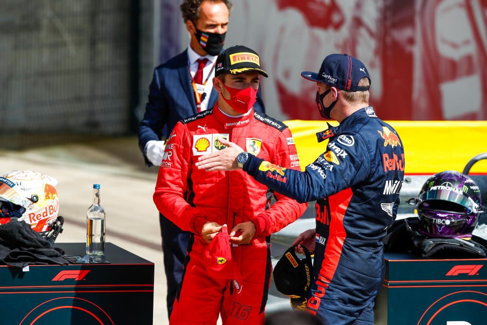 EN IMATGES | Hamilton guanya amb agonia a Silverstone i Sainz perd una valuosa quarta plaça al final