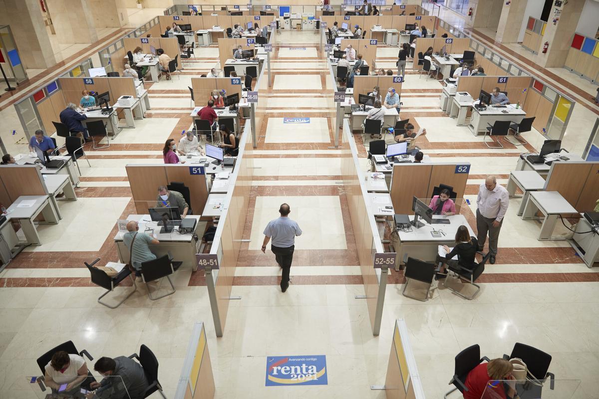 Instalaciones de la Agencia Tributaria en una campaña de la renta anterior