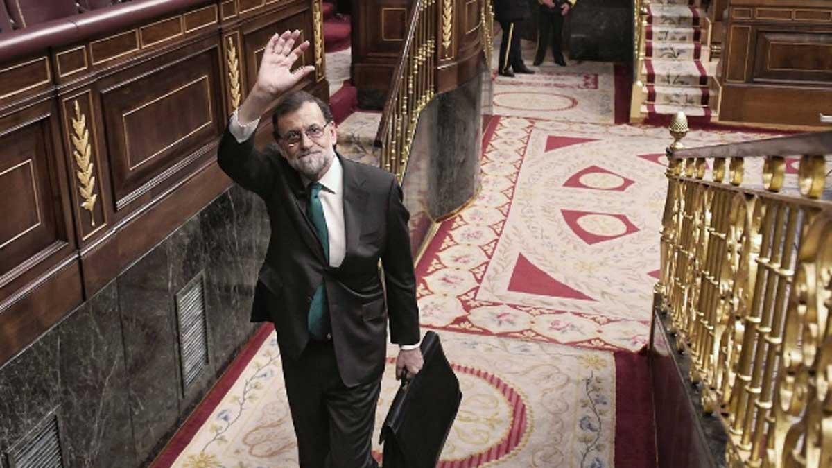El ex presidente del Gobierno, Mariano Rajoy, se despide del hemiciclo en mayo de 2018.