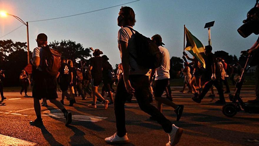 Manifestació antiracista a Kenosha, Wisconsin.