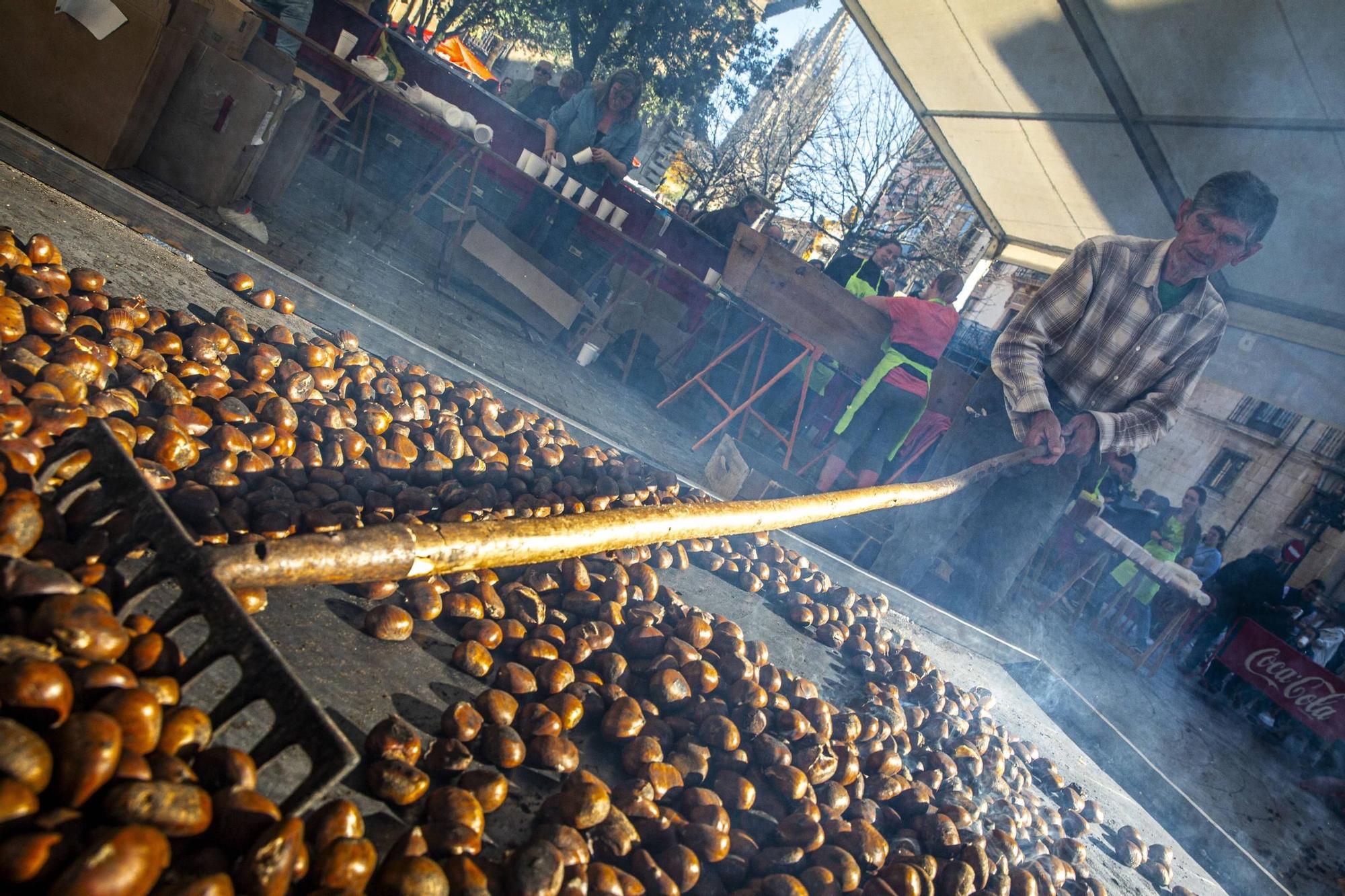 La Sociedad Protectora de la Balesquida celebra su tradicional amagüestu en Porlier (Oviedo)