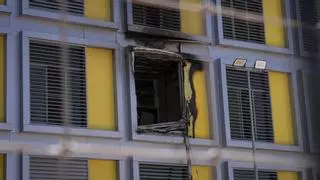 Muere un hombre en el incendio de un albergue para sintecho en la Zona Franca