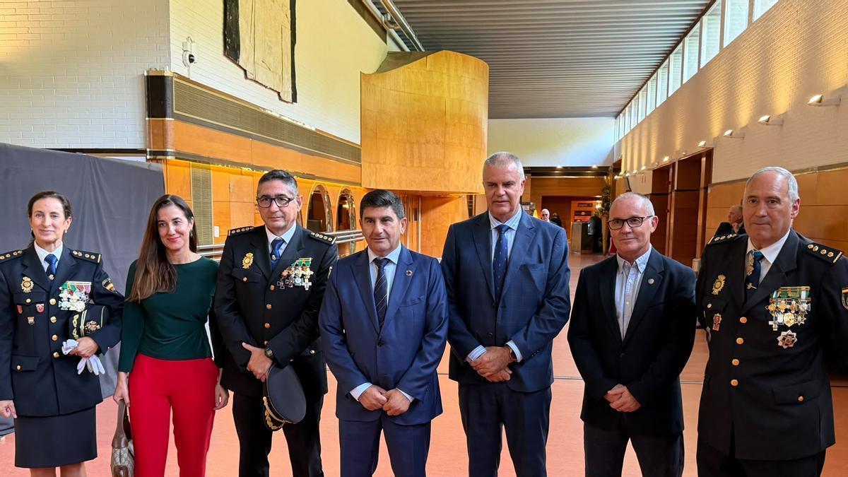 Homenajes y recuerdos marcan la celebración del Día de la Policía Nacional en Santiago