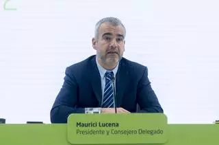 El presidente de Aena defiende subir las tasas aeroportuarias y niega la relación con el precio del billete de avión